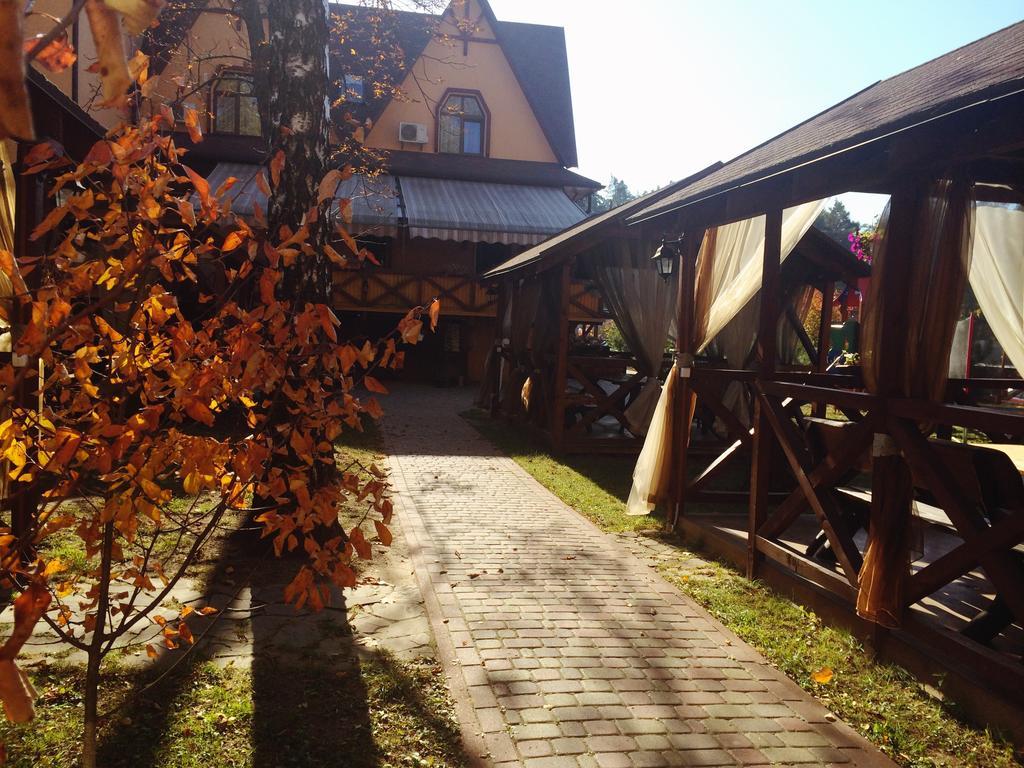 Hotel Krakow Kiew Exterior foto